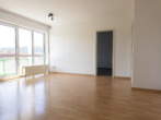 Wohnzimmer mit Essbereich - Gemütliche 2-ZKB mit Balkon