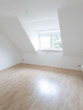 Zimmer 1 - Schöne Dachgeschosswohnung mit Balkon