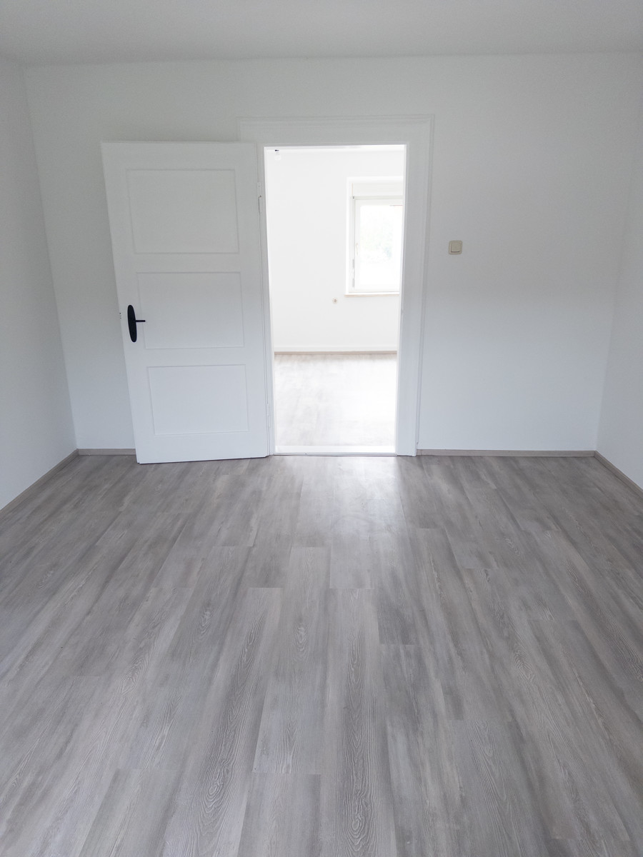 Blick vom Wohnhimmer in das Esszimmer