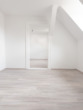 Zimmer 1 im OG mit Blick auf das Ankleidezimmer