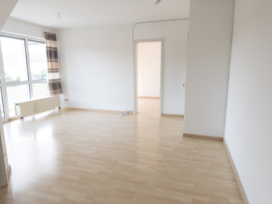 Wohnzimmer mit Essbereich